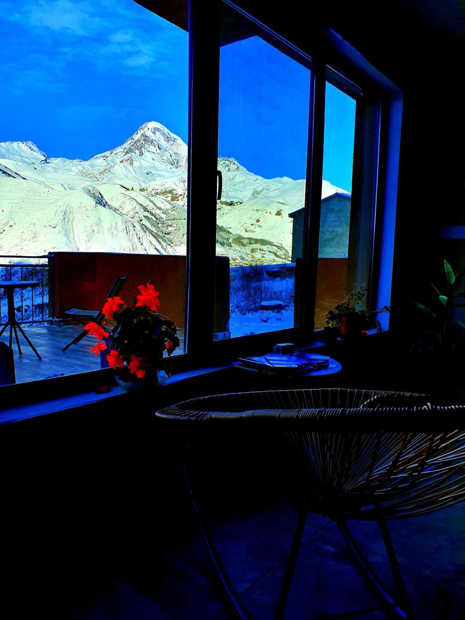 Nikolo Inn Kazbegi Εξωτερικό φωτογραφία