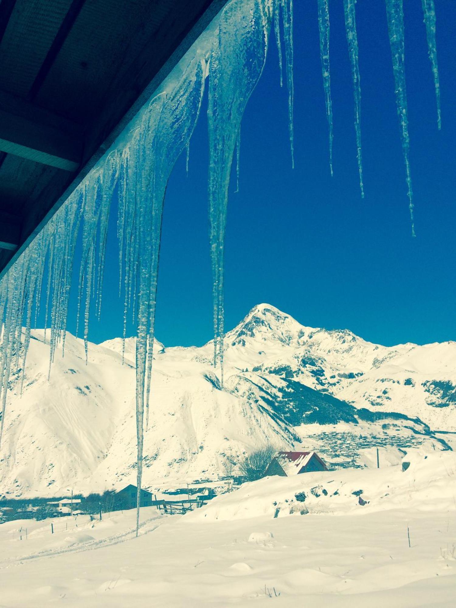 Nikolo Inn Kazbegi Εξωτερικό φωτογραφία