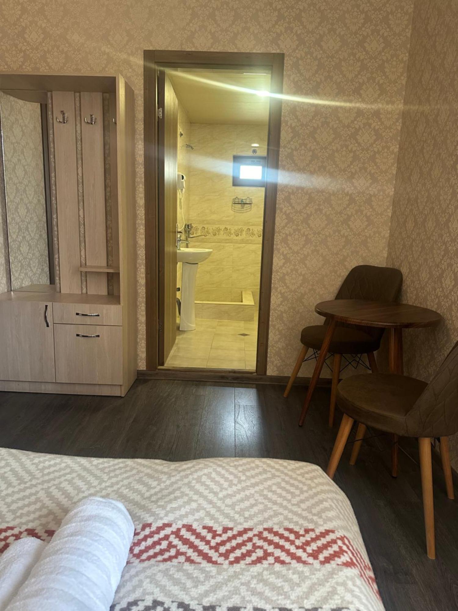 Nikolo Inn Kazbegi Εξωτερικό φωτογραφία