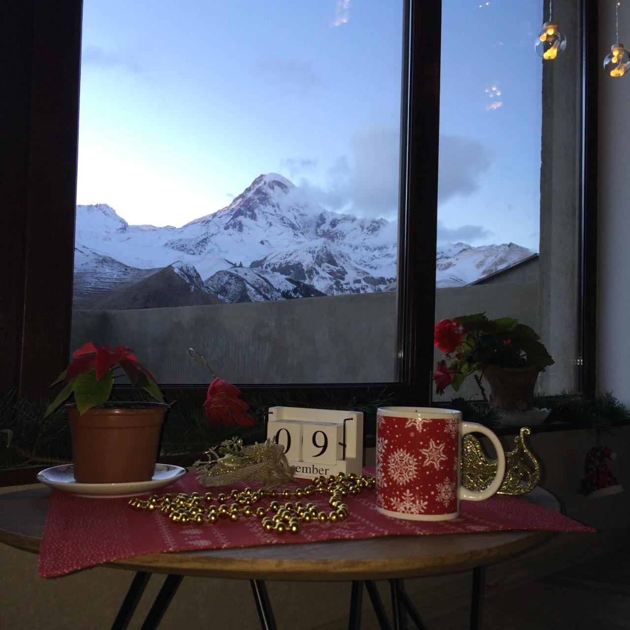Nikolo Inn Kazbegi Εξωτερικό φωτογραφία