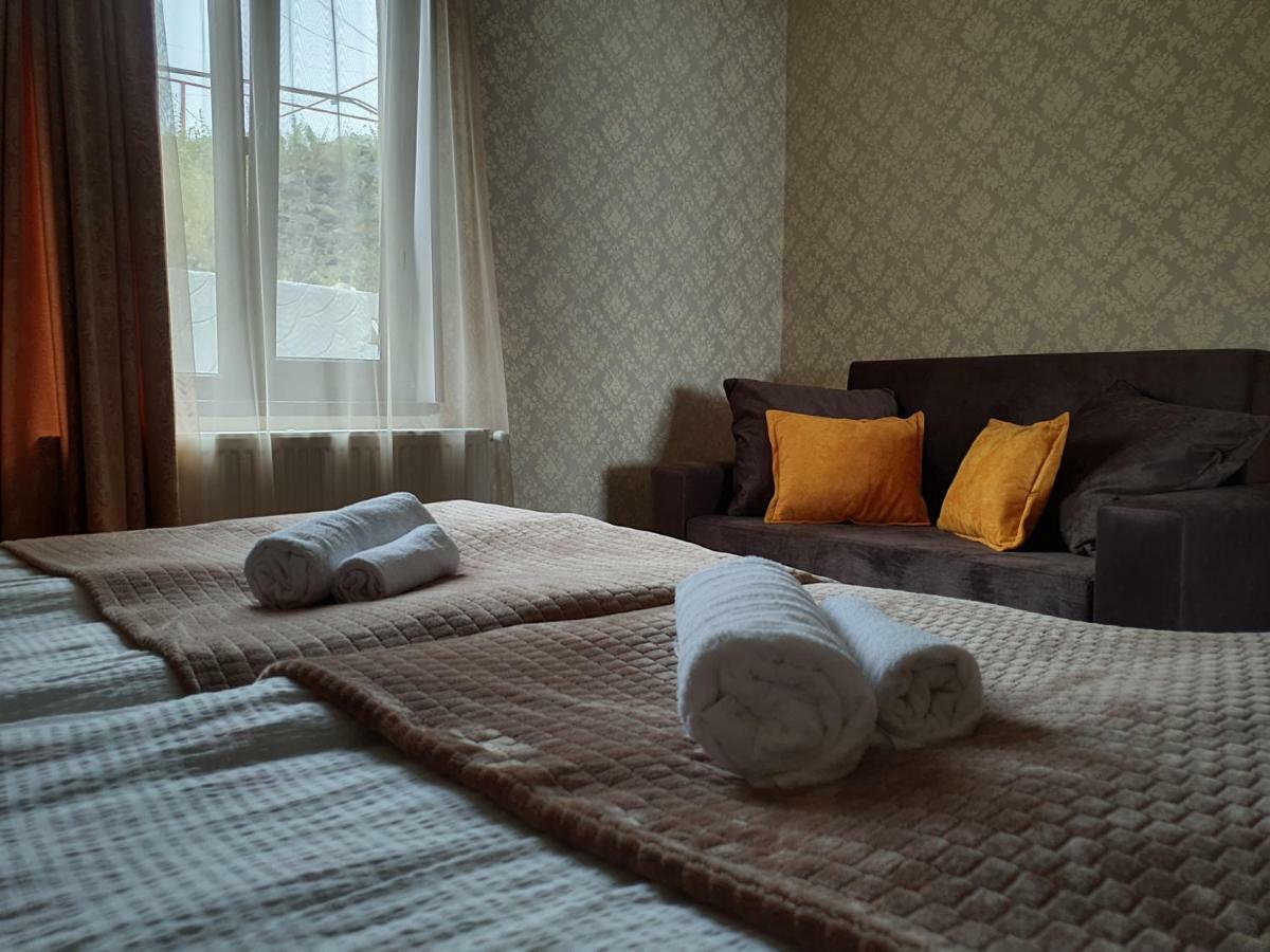 Nikolo Inn Kazbegi Δωμάτιο φωτογραφία