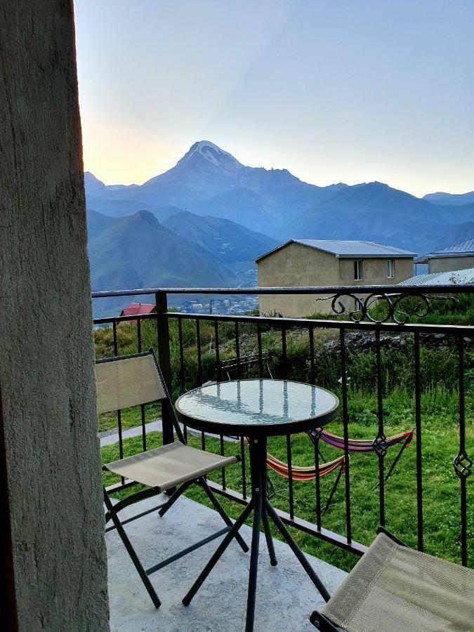 Nikolo Inn Kazbegi Εξωτερικό φωτογραφία