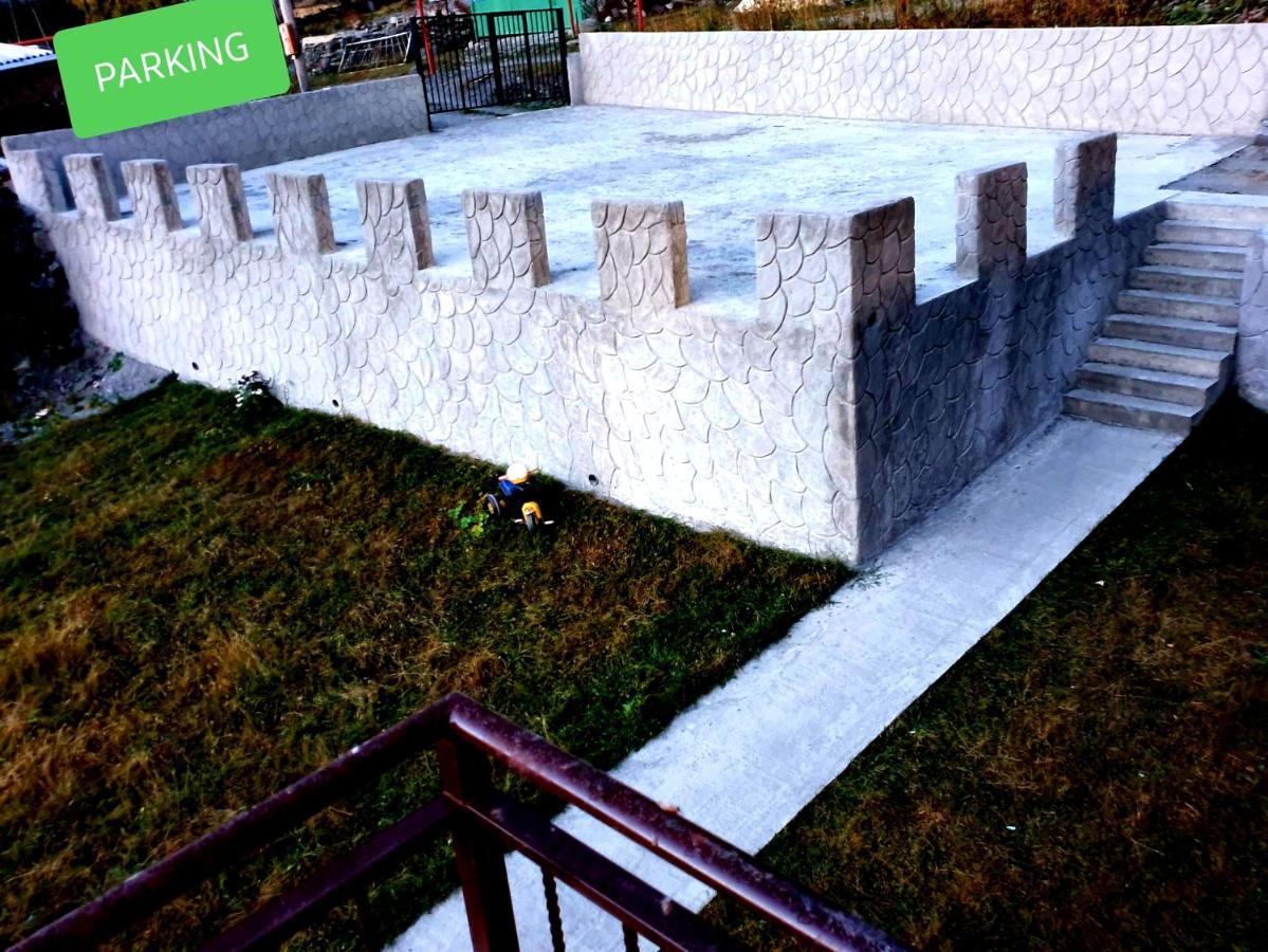 Nikolo Inn Kazbegi Εξωτερικό φωτογραφία